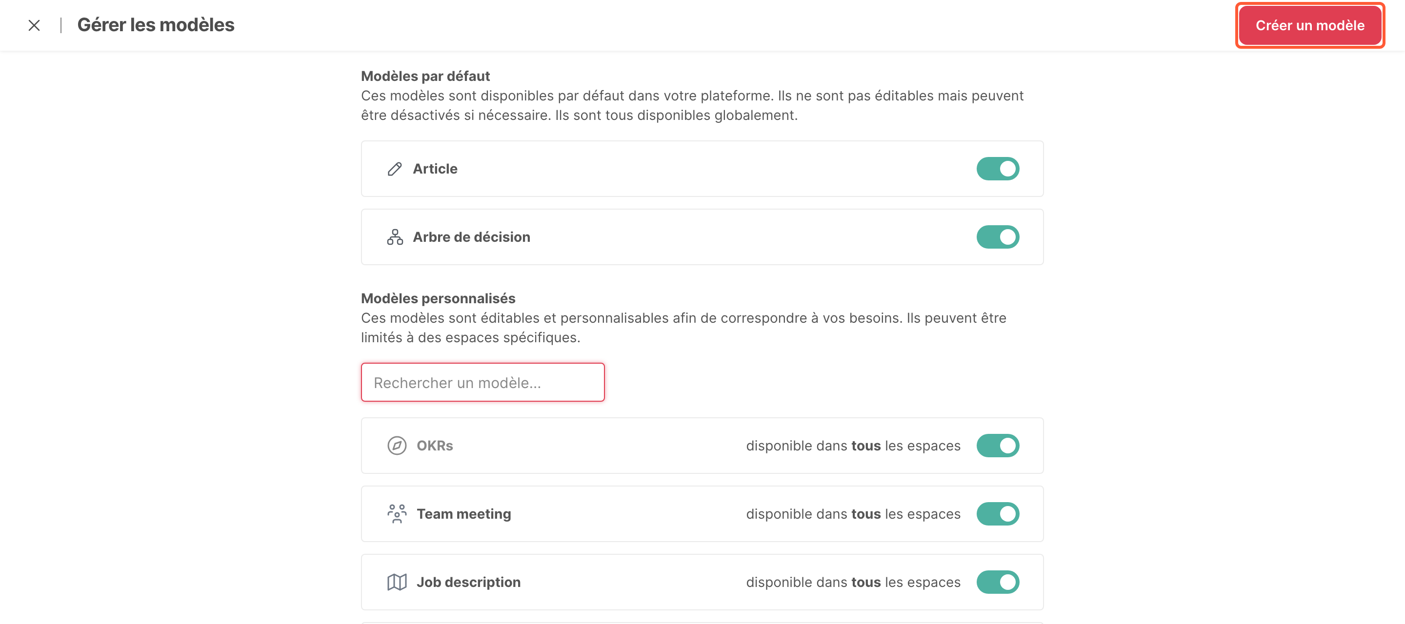 La page Gérer les modèles, avec les modèles par défaut, les modèles personnalisés et le bouton de création
